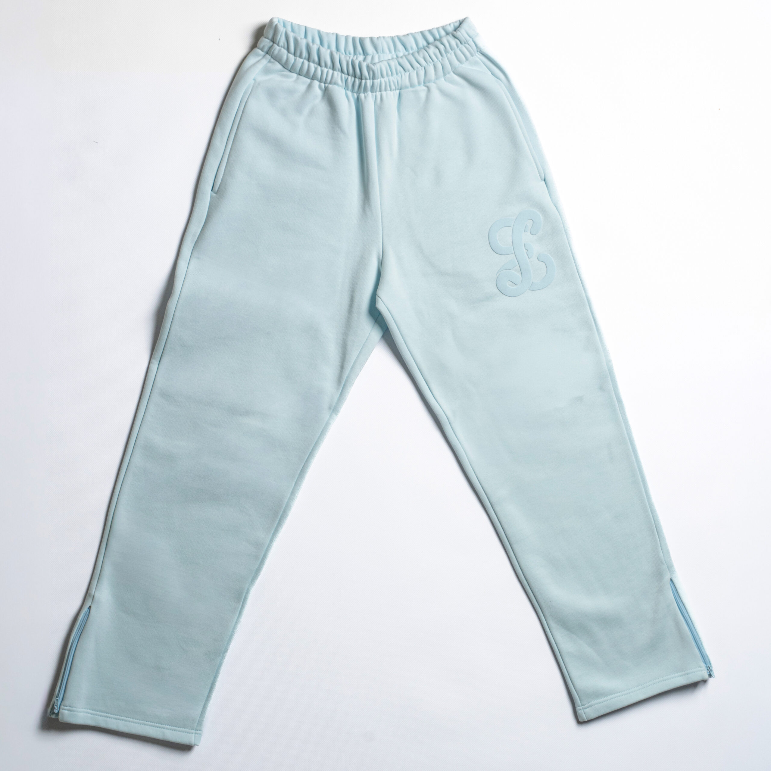 baby blue pant front side
